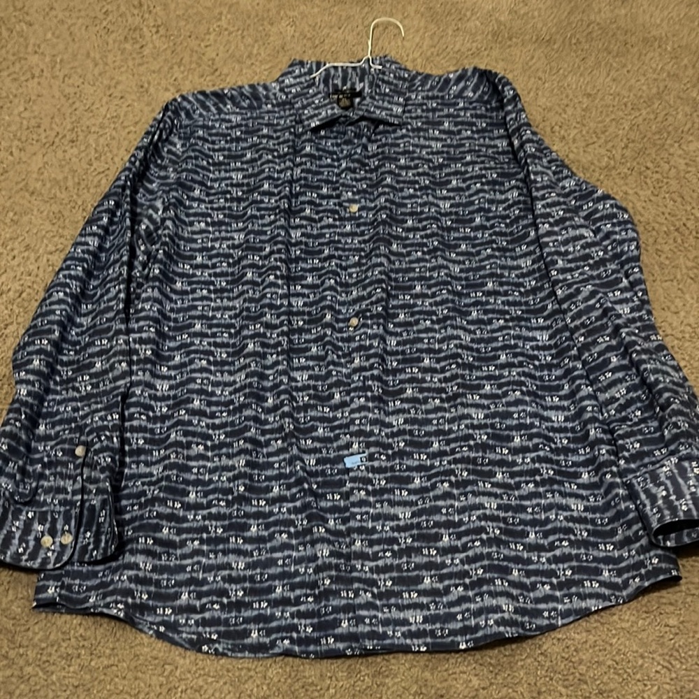 Men’s button down shirt floral blue size XL bar III slim fit